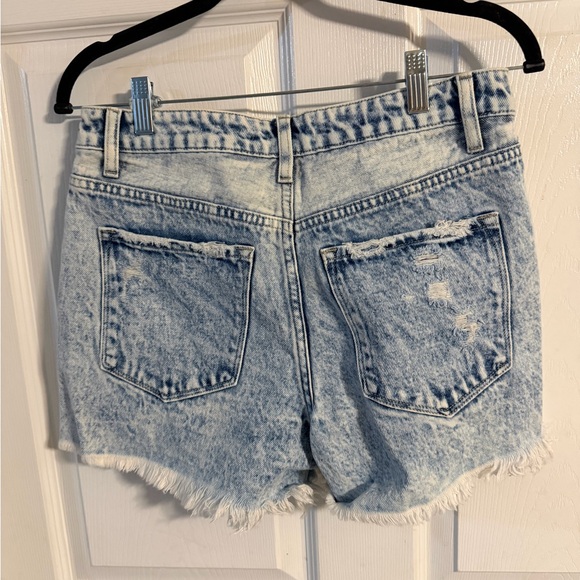 Vervet Women's Distressed White and Blue Jean Shorts - Picture 2 of 4